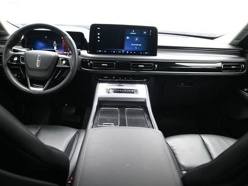 Certified 2025 Lincoln Aviator AWD w/ Jet Appearance Package image 24