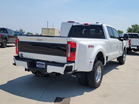 New 2026 Ford F350 Platinum AWD/4WD image 3
