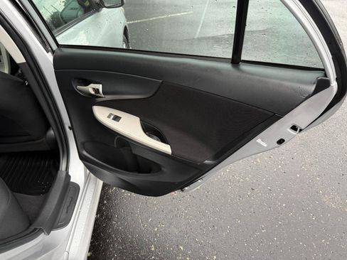 Used 2010 Toyota Corolla S FWD image 19