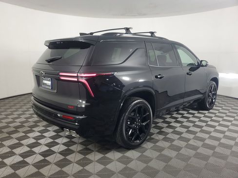 New 2026 Chevrolet Traverse RS w/ LPO, Floor Liner Package FWD image 4