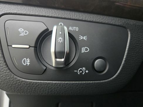 Used 2019 Audi Q5 2.0T Premium image 15