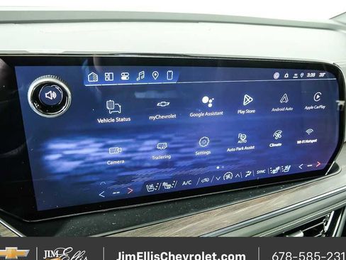 New 2026 Chevrolet Suburban Premier w/ Sun And Tow Package image 15