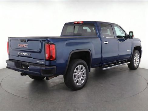 Used 2020 GMC Sierra 3500 Denali w/ Denali Ultimate Package AWD/4WD image 7