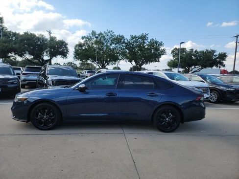Used 2025 Honda Accord SE image 8