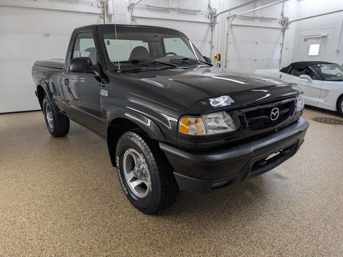 Used 2001 MAZDA B-Series Pickup 4x4 Regular Cab B3000 image 6