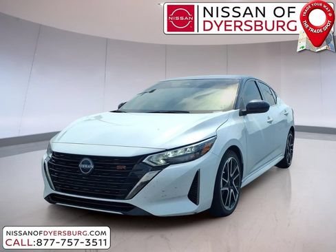 Used 2024 Nissan Sentra SR FWD image 7