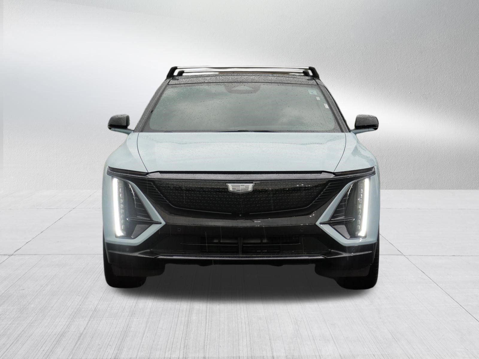 Used 2026 Cadillac Lyriq Premium Sport w/ LPO, Floor Liner Package AWD/4WD image 2