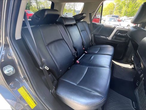 Used 2016 Toyota 4Runner Limited image 19