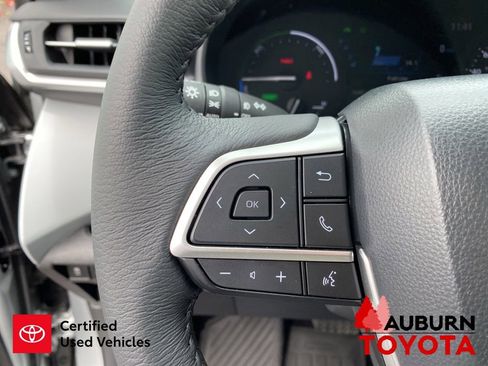 Certified 2025 Toyota Sienna XLE AWD/4WD image 41