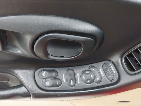 Used 2003 Chevrolet Corvette Base w/ Preferred Equipment Group1 image 23