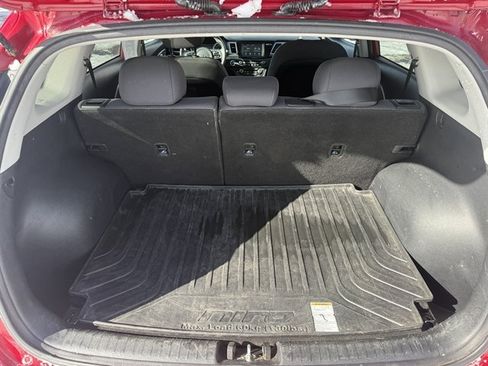 Used 2018 Kia Niro LX image 17