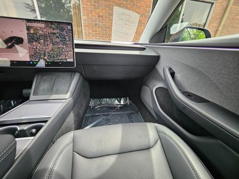 Used 2024 Tesla Model 3 Standard Range RWD image 51
