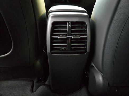 New 2026 Kia Niro SX FWD image 35