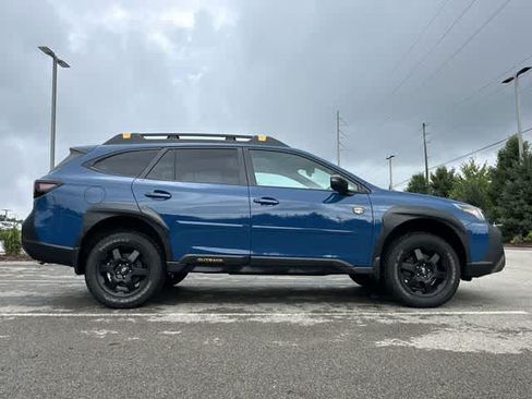 Used 2025 Subaru Outback Wilderness AWD/4WD image 3