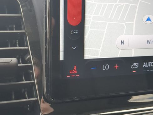 Used 2024 Ford Transit 350 XLT image 21