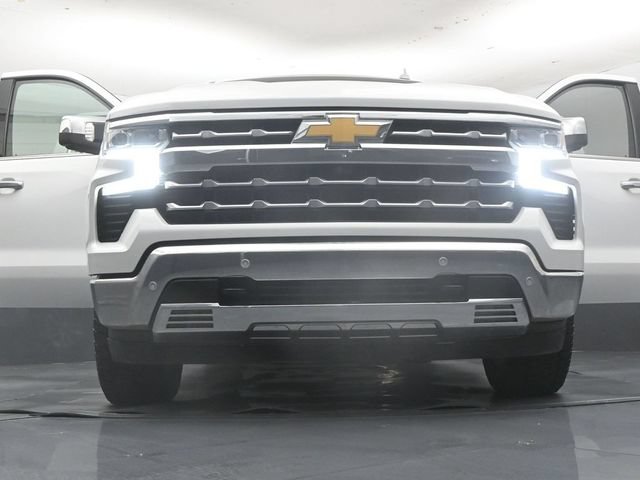 Used 2023 Chevrolet Silverado 1500 LTZ w/ LTZ Convenience Package II AWD/4WD image 62