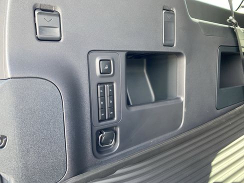 New 2025 Ford Expedition Max Active image 6