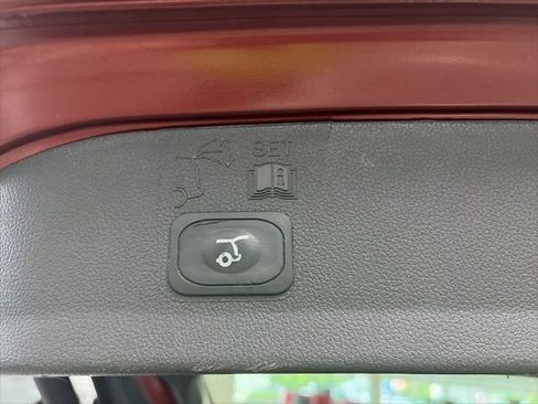 Used 2016 Ford Escape Titanium w/ Equipment Group 301A AWD/4WD image 12