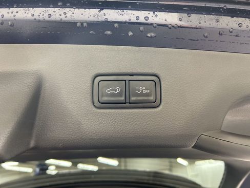 New 2026 Kia Carnival EX image 28