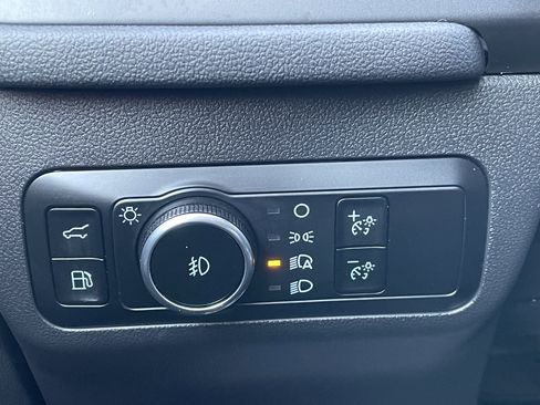 Used 2024 Ford Escape SE w/ PHEV Premium Package image 22