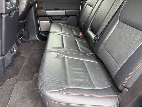 Used 2022 Ford F150 Lariat w/ Equipment Group 501A Mid image 17