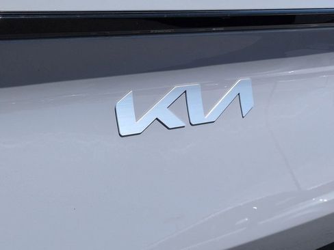 New 2026 Kia Sportage S AWD/4WD image 32
