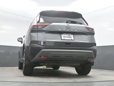 Used 2023 Nissan Rogue S AWD/4WD image 38
