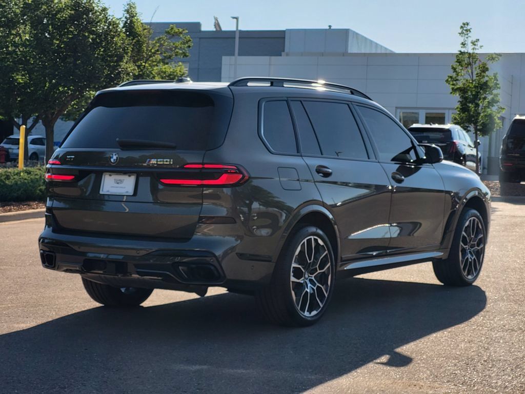 Used 2026 BMW X7 M60i AWD/4WD image 6