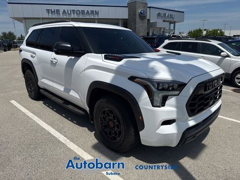 Used 2025 Toyota Sequoia TRD Pro AWD/4WD image 3