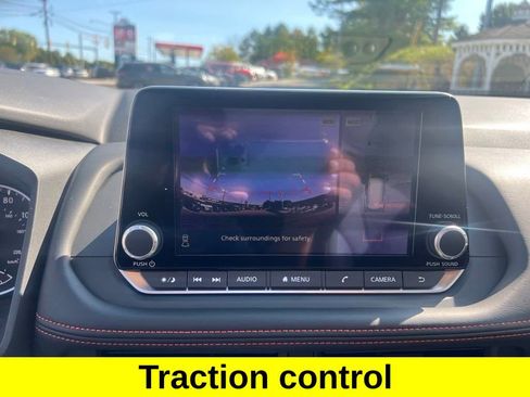 Certified 2025 Nissan Rogue SV image 21