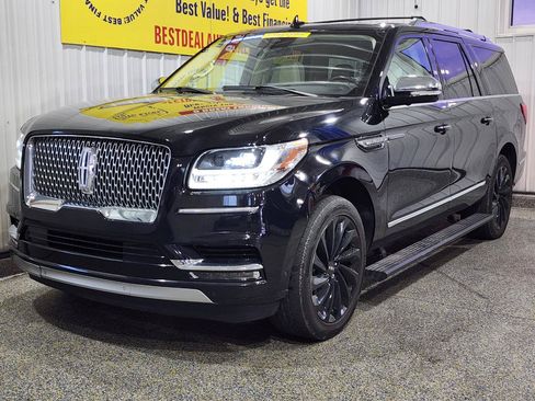 Used 2021 Lincoln Navigator L Black Label w/ Cargo Convenience Package AWD/4WD image 1