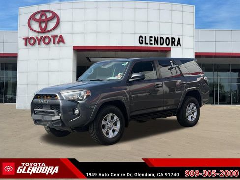 Used 2021 Toyota 4Runner SR5 RWD image 5