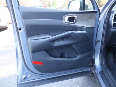 Used 2023 Kia Sorento X-Line EX image 25