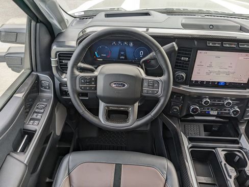 New 2024 Ford F250 Lariat w/ Lariat Ultimate Package image 17