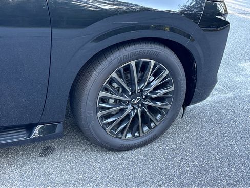 New 2026 INFINITI QX80 Autograph w/ Premium Cargo Package image 29