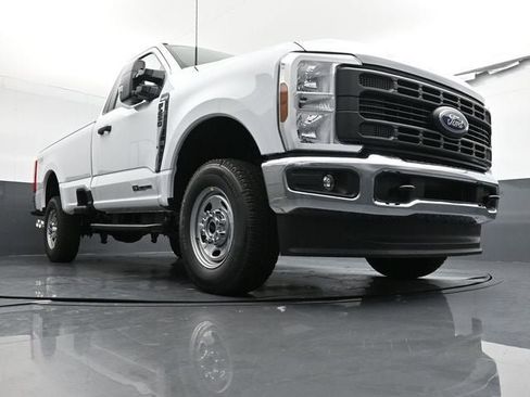 New 2026 Ford F250 XL w/ FX4 Off-Road Package image 24
