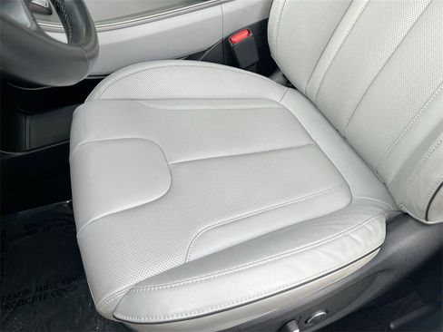 Used 2024 Hyundai Palisade SEL image 18