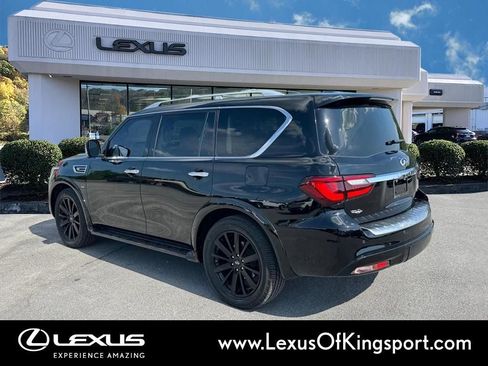 Used 2019 INFINITI QX80 Luxe w/ All-Season Package AWD/4WD image 3