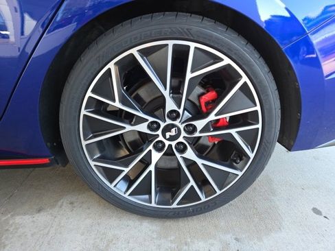 Used 2022 Hyundai Elantra N image 58