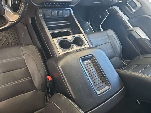Used 2016 GMC Sierra 2500 Denali w/ Driver Alert Package AWD/4WD image 25