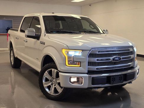 Used 2016 Ford F150 Platinum w/ Equipment Group 701A Luxury AWD/4WD image 2
