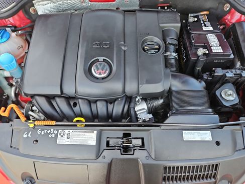 Used 2014 Volkswagen Beetle 2.5 image 22