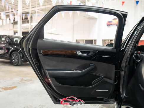 Used 2015 Audi A8 L 4.0T image 45