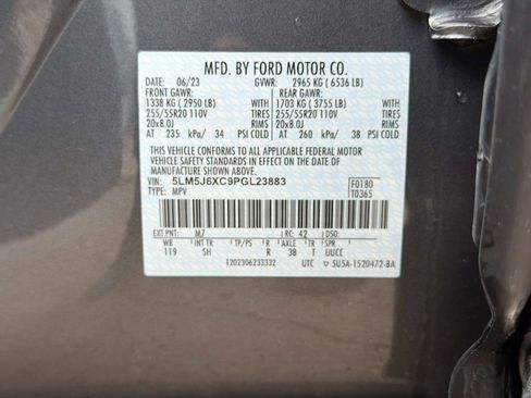 Used 2023 Lincoln Aviator AWD w/ Premium Package image 37