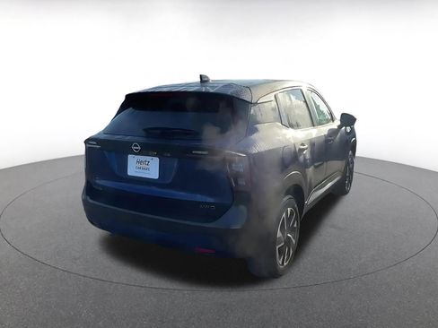 Used 2025 Nissan Kicks SV image 12