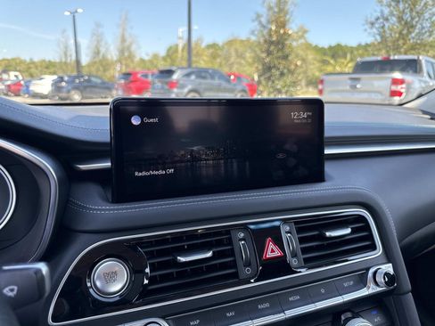 Used 2022 Genesis G70 2.0T w/ Prestige Package image 22