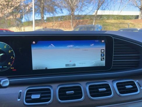 Used 2023 Mercedes-Benz GLS 63 AMG 4MATIC image 21