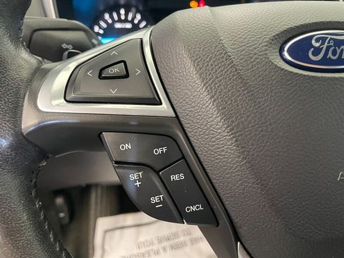 Used 2016 Ford Fusion SE w/ Equipment Group 201A AWD/4WD image 11