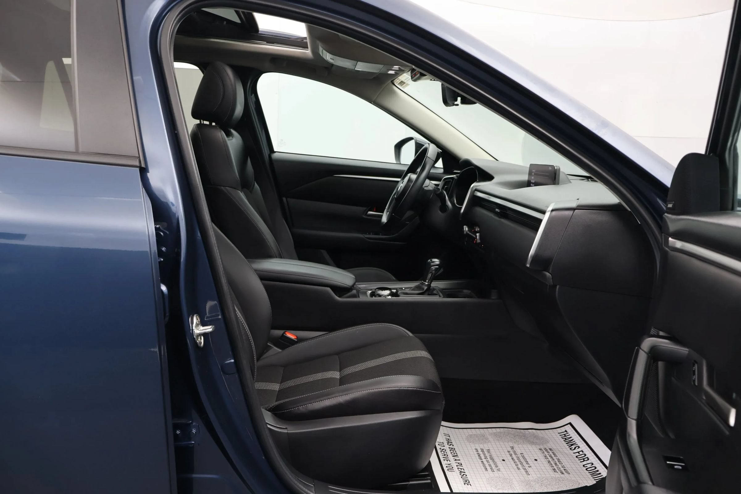 Used 2025 MAZDA CX-50 AWD 2.5 S w/ Premium Package image 14