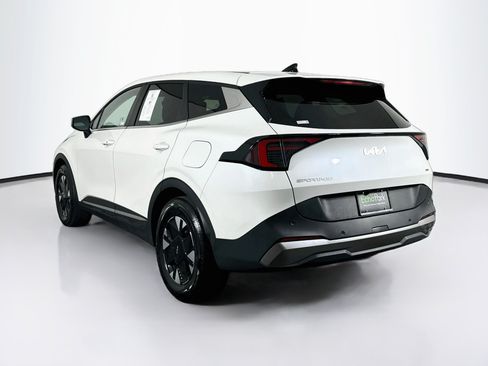 Used 2026 Kia Sportage LX FWD image 5